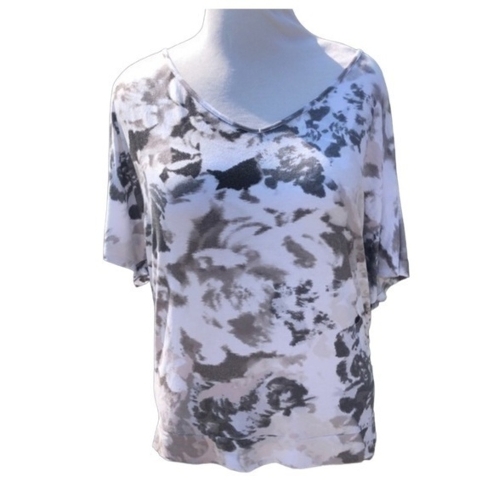 Juicy Couture top V-neck with dolman short sleeves